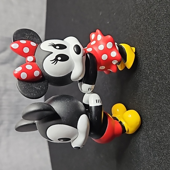 DISNEY MICKEY/MINNIE MOUSE ANTENNA/ CORD HOLDER 2PCE SET - Picture 2 of 8